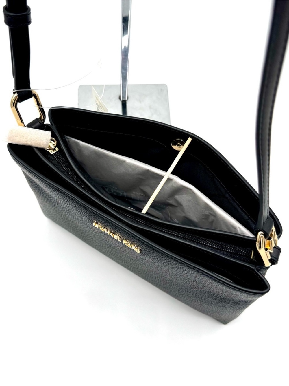 Michael Kors Trisha Medium Pebbled Leather Crossbody Bag Black/Gold - Picture 9 of 10
